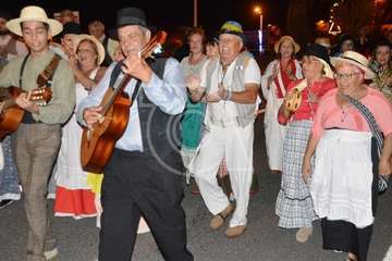 Peregrinación desde San Juan hacia Jinámar. ofrenda, reparto del potaje y festival folclórico (Foto TA y TF)